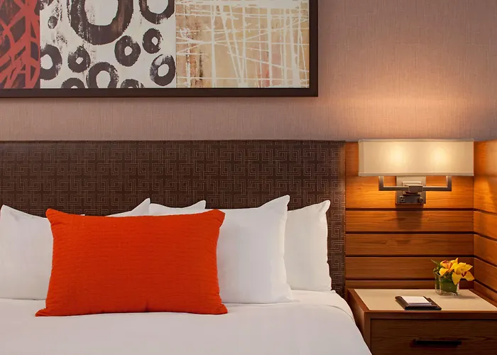 Hampton Downtown/n Loop/michigan Ave 3*